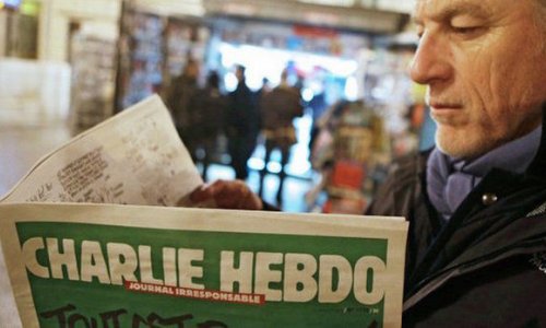 “Charlie Hebdo” A321 təyyarəsinin qurbanlarını ələ saldı – FOTO