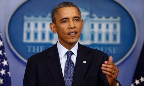 Obama İrana qarşı tətbiq olunan sanksiyaların müddətini uzatdı