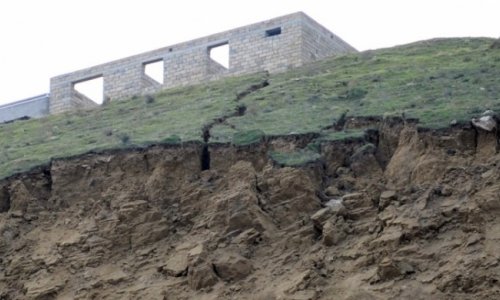 Bakı və Abşerondakı qədim sürüşmə sahələri niyə aktivləşib?