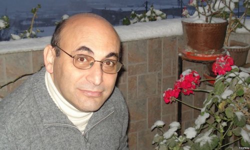 Azerbaijan frees jailed historian over poor health