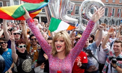 В Ирландии вступил в силу закон об однополых браках