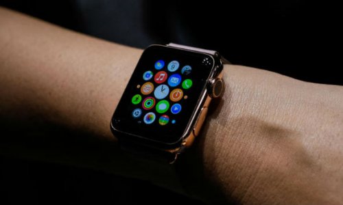 Новые Apple Watch увидят мир в следующем году