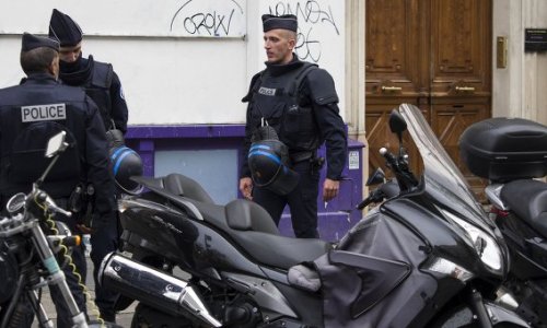 Несколько полицейских ранены в перестрелке в Париже