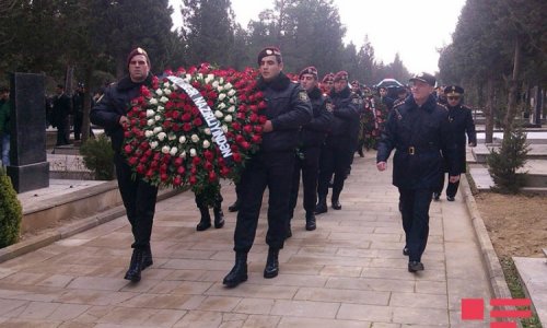 Azerbaijan buries policemen killed in clash with Islamists