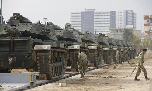 Ərdoğan tankları sərhədə göndərdi - FOTO