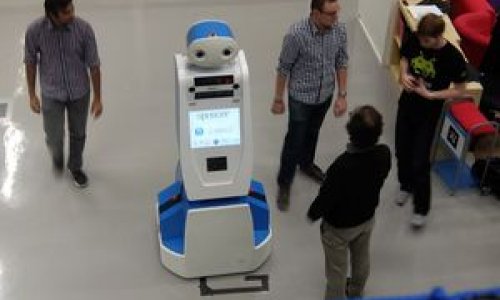 Niderlandın əsas aeroportu işə robot qəbul edir