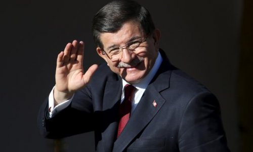 Turkey agrees with Azerbaijan to accelerate gas project: Davutoglu