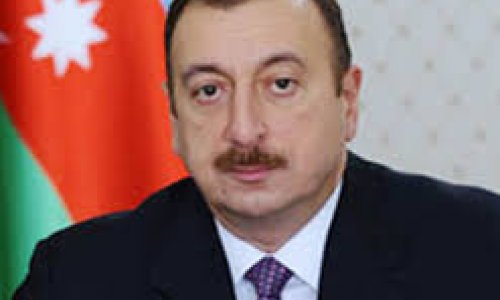 Ильхам Алиев наградил депутата