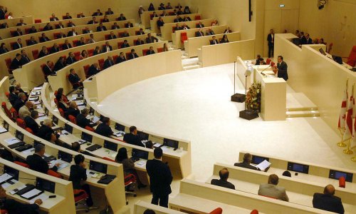 Gürcüstan parlamenti yeni hökuməti təsdiqləyib - SİYAHI