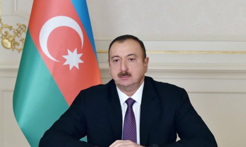 Ильхам Алиев собрал министров