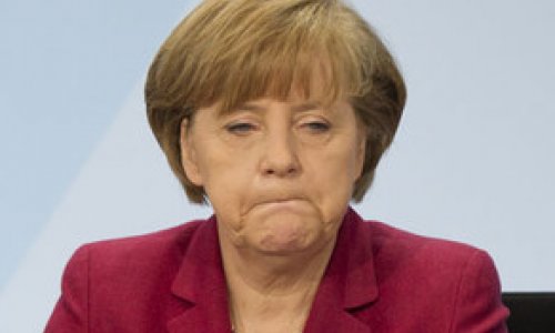 Merkel Kölndəki hadisələrə görə Davosa səfərini ləğv etdi