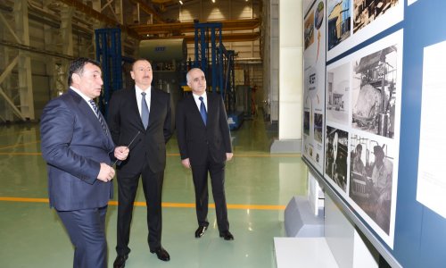 Ильхам Алиев на открытии завода