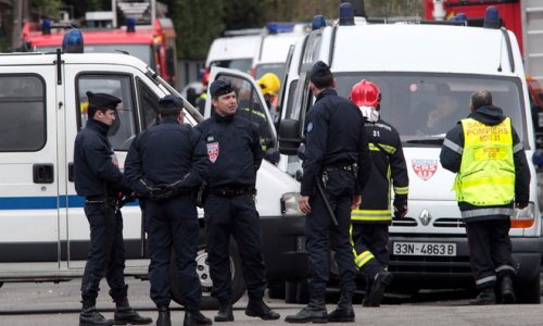 Во Франции эвакуировали лицей