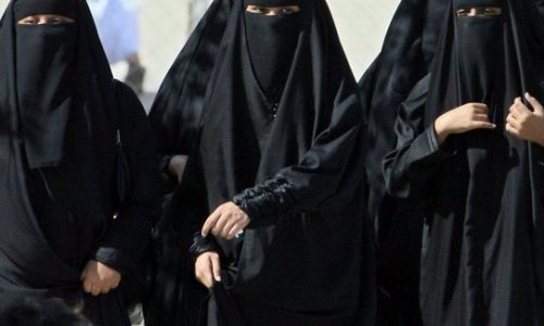 Latviyada ictimai yerlərdə niqab taxmaq qadağan edilir