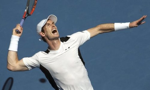 Andy Murray starts Australian Open with dominant victory