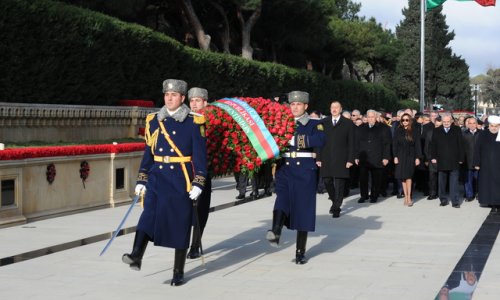 Azerbaijan commemorates victims of deadly Soviet crackdown