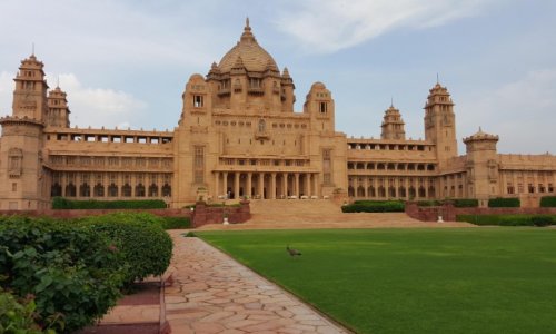 Royal palace named world's best hotel