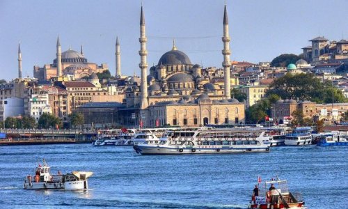 Азербайджанцы скупают квартиры в Турции
