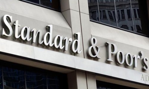 Azerbaijan credit rating cut to junk by S&P after oil plunge