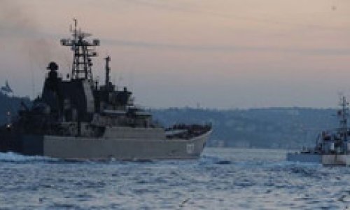 Rusiyanın iki hərbi gəmisi İstanbul boğazından keçib