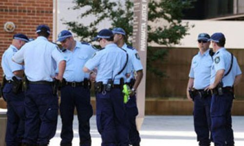 Полиция эвакуировала девять школ