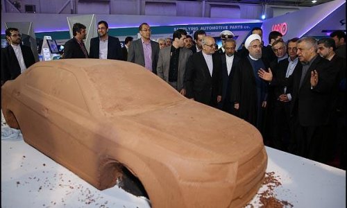 İran yerli avtomobil istehsalına başlayıb