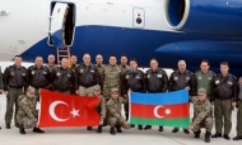 Азербайджанские  истребители отправились в Турцию