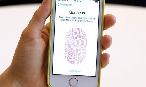 Terrifying 'glitch' that unlocks your iPhone without a password has everyone fooled