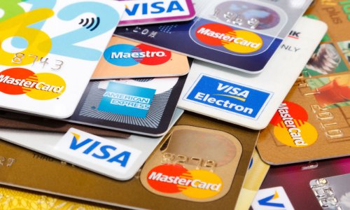 Number of credit cards went down in Azerbaijan