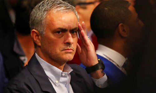 Man United target Jose Mourinho confirms Old Trafford job