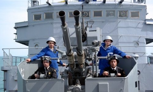 ВМС Азербайджана провели учения