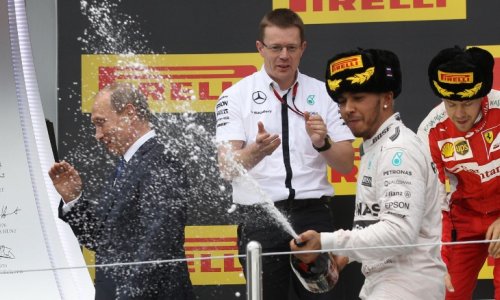 Russian Grand Prix: Nico Rosberg makes it four wins out of four