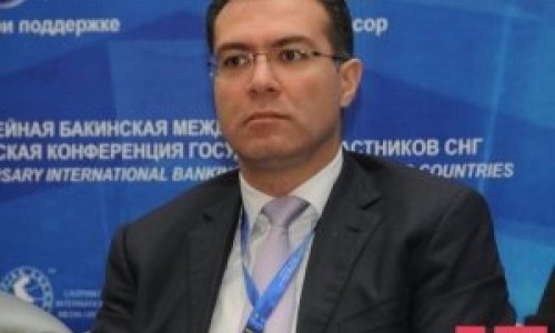 Şahmar Mövsümov: 