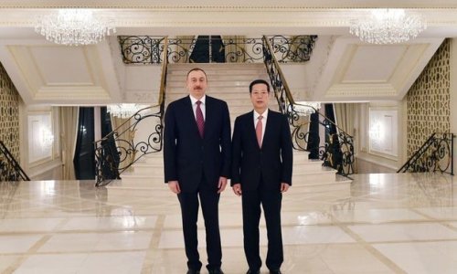 Ильхам Алиев встретился с Чжаном Гаоли