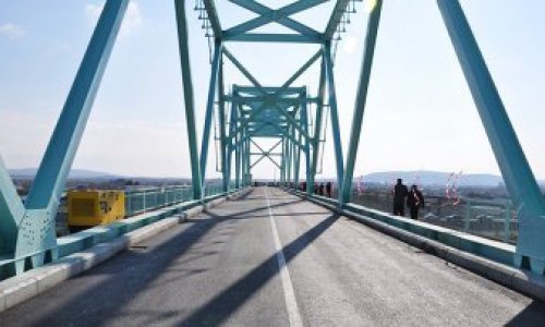 Азербайджан и Россия построят мост