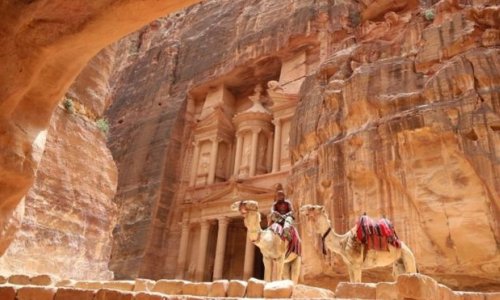 Petra, Jordan: Huge monument found 'hiding in plain sight'