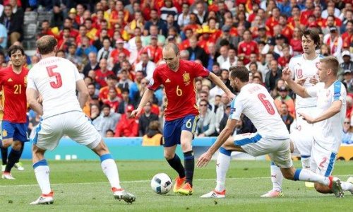 Spain 1 - 0 Czech Republic