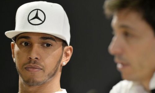 Lewis Hamilton v Nico Rosberg: Mercedes orders would 'rob' racing fans