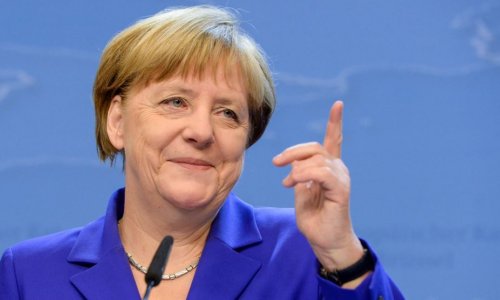 Merkel Qırğızıstana gedir