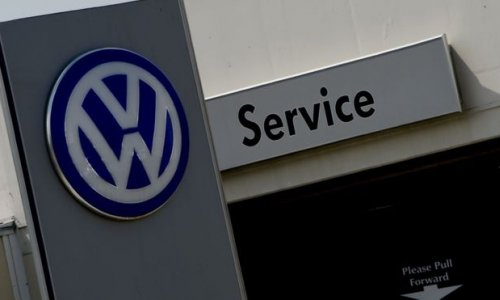 Volkswagen hit by 2.2bn euros diesel emissions charge