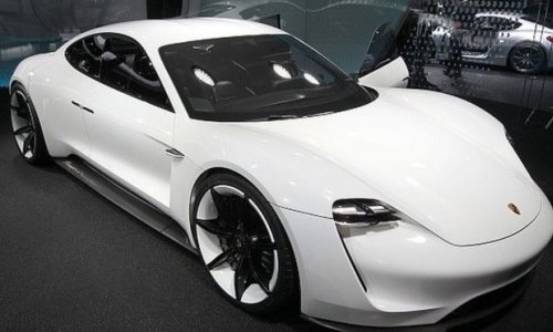Porsche hiring for electric car project