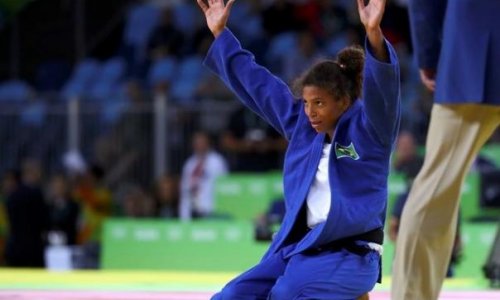 Judo: Silva wins first gold for host country Brazil