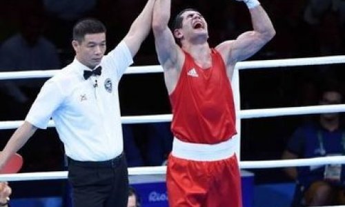 Azerbaijani boxer in semifinals at Rio 2016