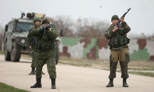 Rusiya Krımda hərbi təlim keçirir