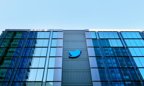 “Salesforce” “Twitter”ə 16 milyard ödəməyə hazırdır