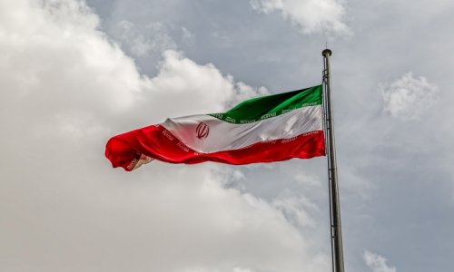 İranda 3 nazir istefa verib
