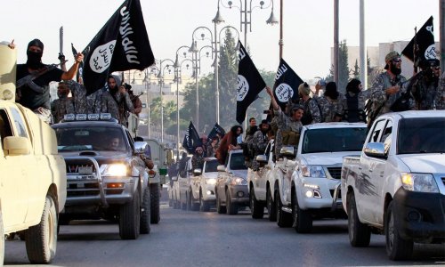 İŞİD-in paytaxtına hücum başladı