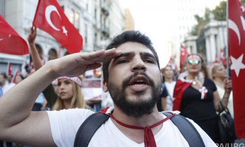 Türkiyədə 3 mindən çox hakim və prokuror işdən çıxarılıb
