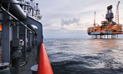 SOCAR commissions new oil well in Caspian Sea