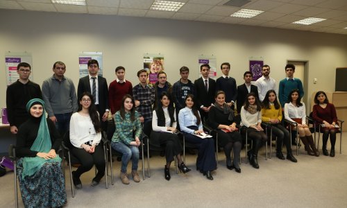 Azercell CEO meets Student Bursary Program winners